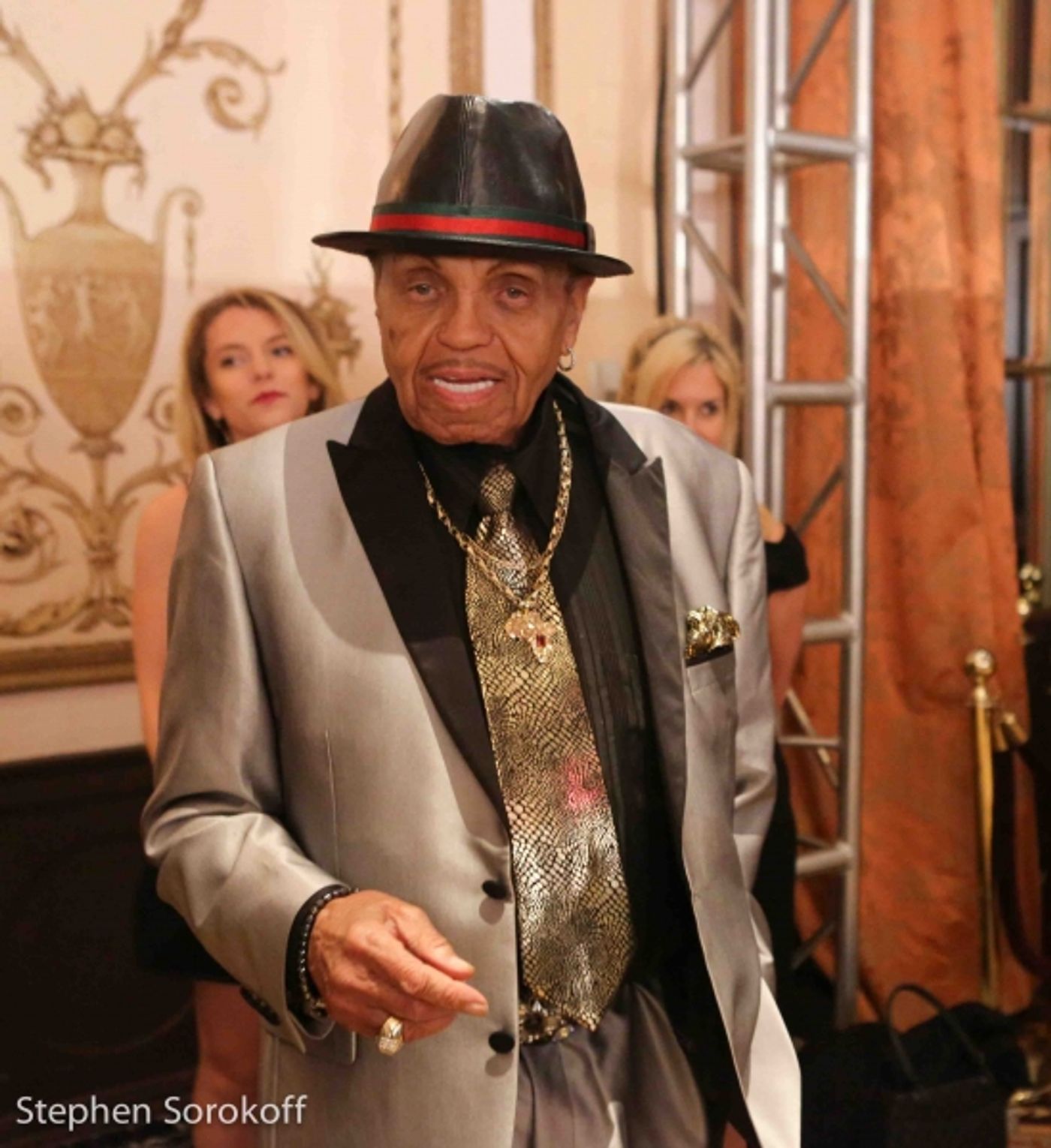 Photo Coverage: Robert De Niro and Carlos Slim Honored at Friars Foundation Gala  Image