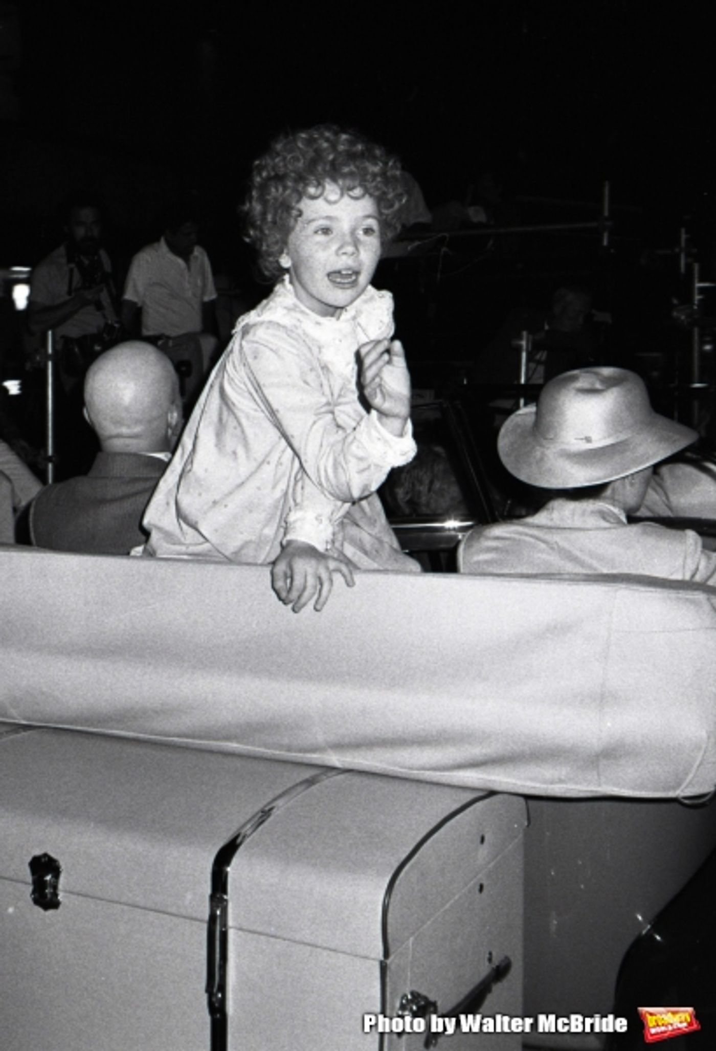 Photo Blast from Past: On the Set with ANNIE Cast in 1982  Image