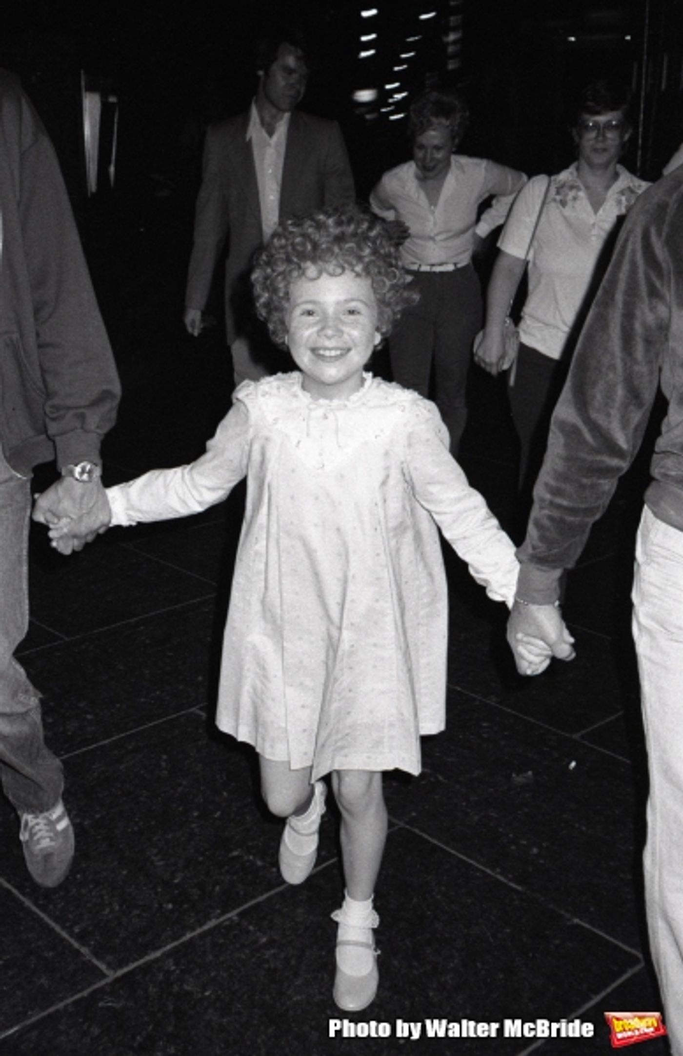 Photo Blast from Past: On the Set with ANNIE Cast in 1982  Image
