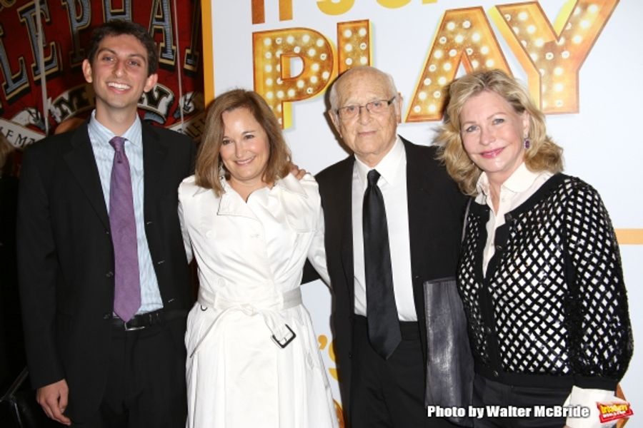 Photo Coverage: On the Red Carpet for IT'S ONLY A PLAY -Part 2 Image