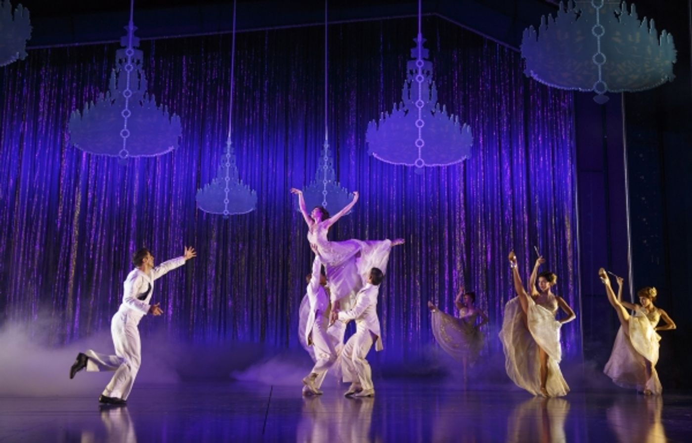 Photo Flash: Welcome to New York, New York! First Look at Broadway's ON THE TOWN Photo Flash: Welcome to New York, New York! First Look at Broadway's ON THE TOWN Image