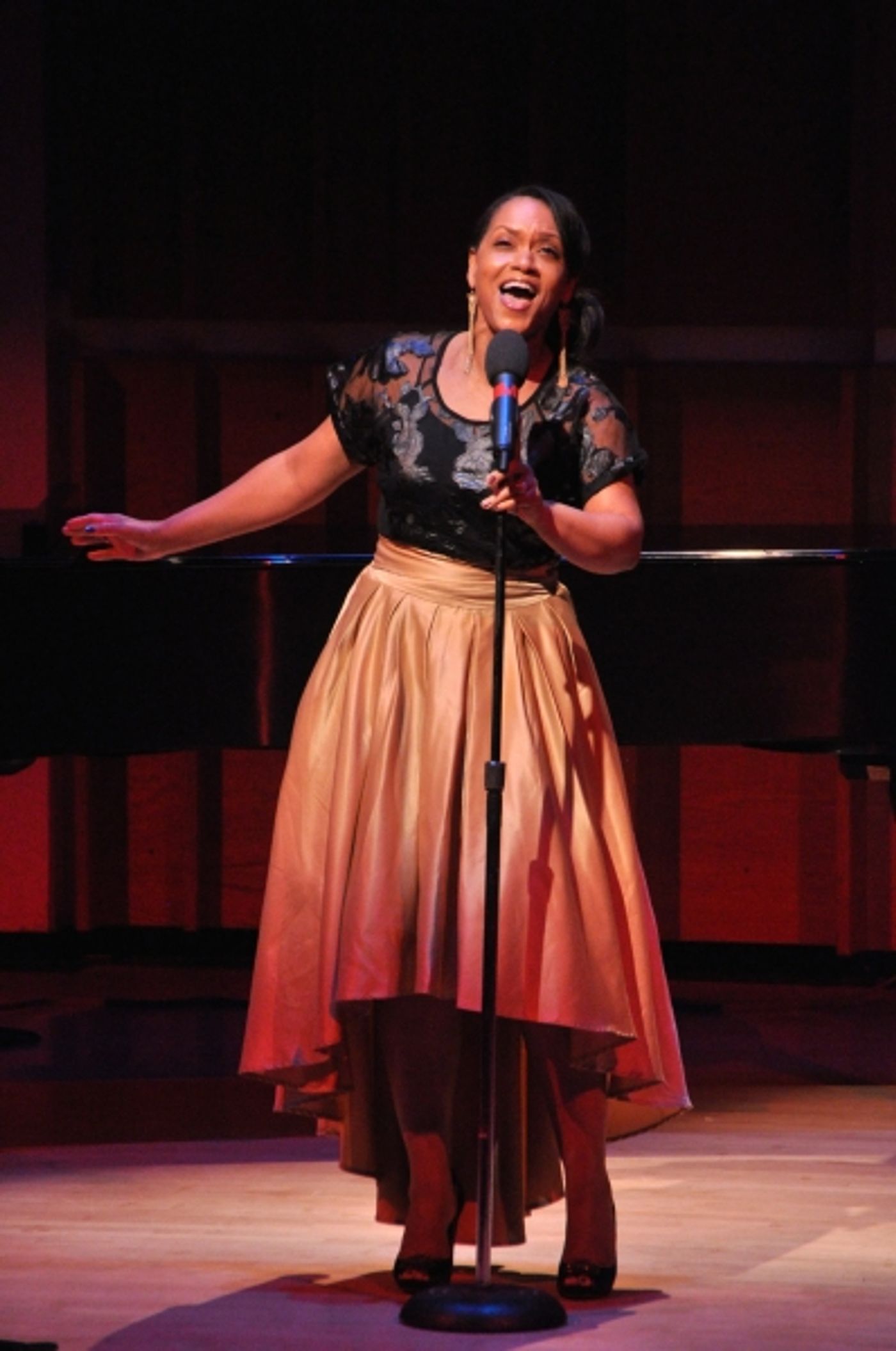 Photo Coverage: BORN FOR BROADWAY Lights Up Merkin Concert Hall - The Ladies' Performances! Image