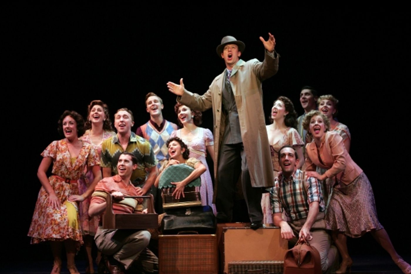 Photo Flash: First Look at Patti Murin, Noah Racey and More in Goodspeed's HOLIDAY INN  Image