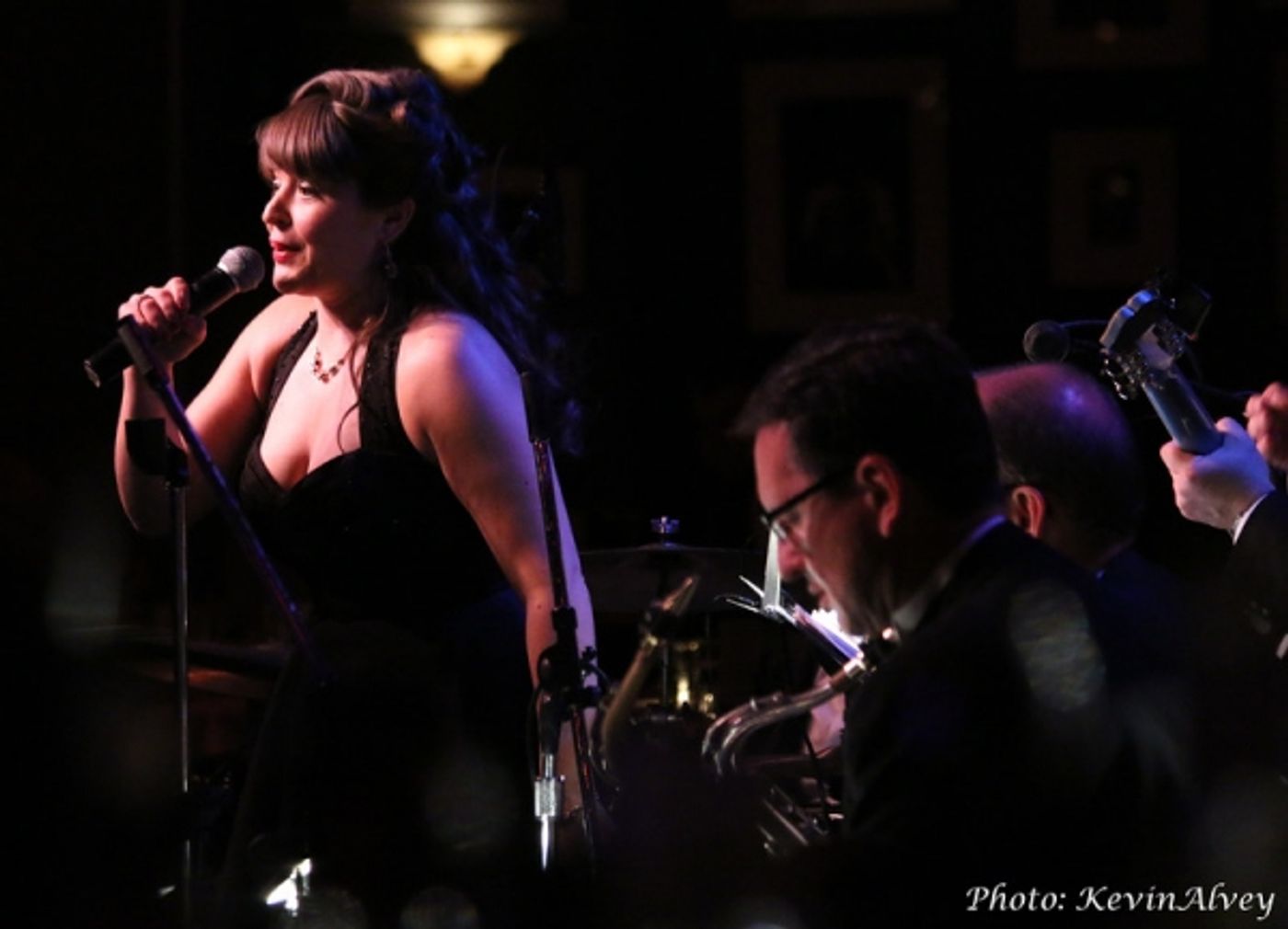 Photo Flash: Jenna Esposito Celebrates Italian-American Singers at Birdland  Image