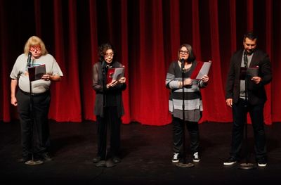 Bruce Vilanch, Lily Tomlin, Mindy Cohn, Joey Fatone Photo