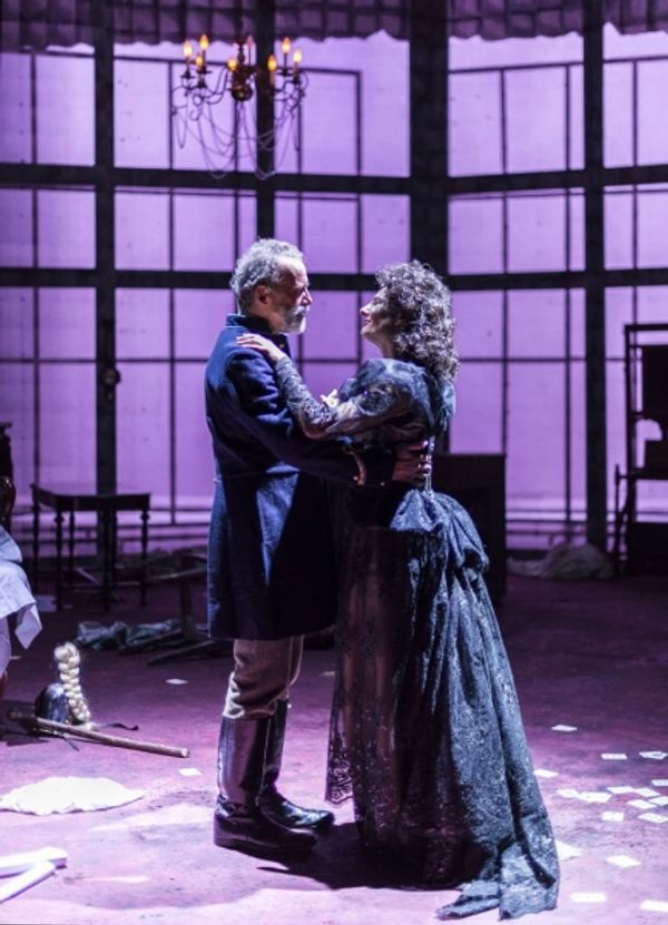 Geoff Elliott as Edgar and Susan Angelo as Alice Photo