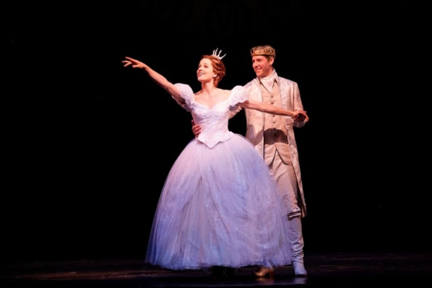 Photo Flash: Sneak Peek at CINDERELLA, Coming to the Arsht Center This Month  Image