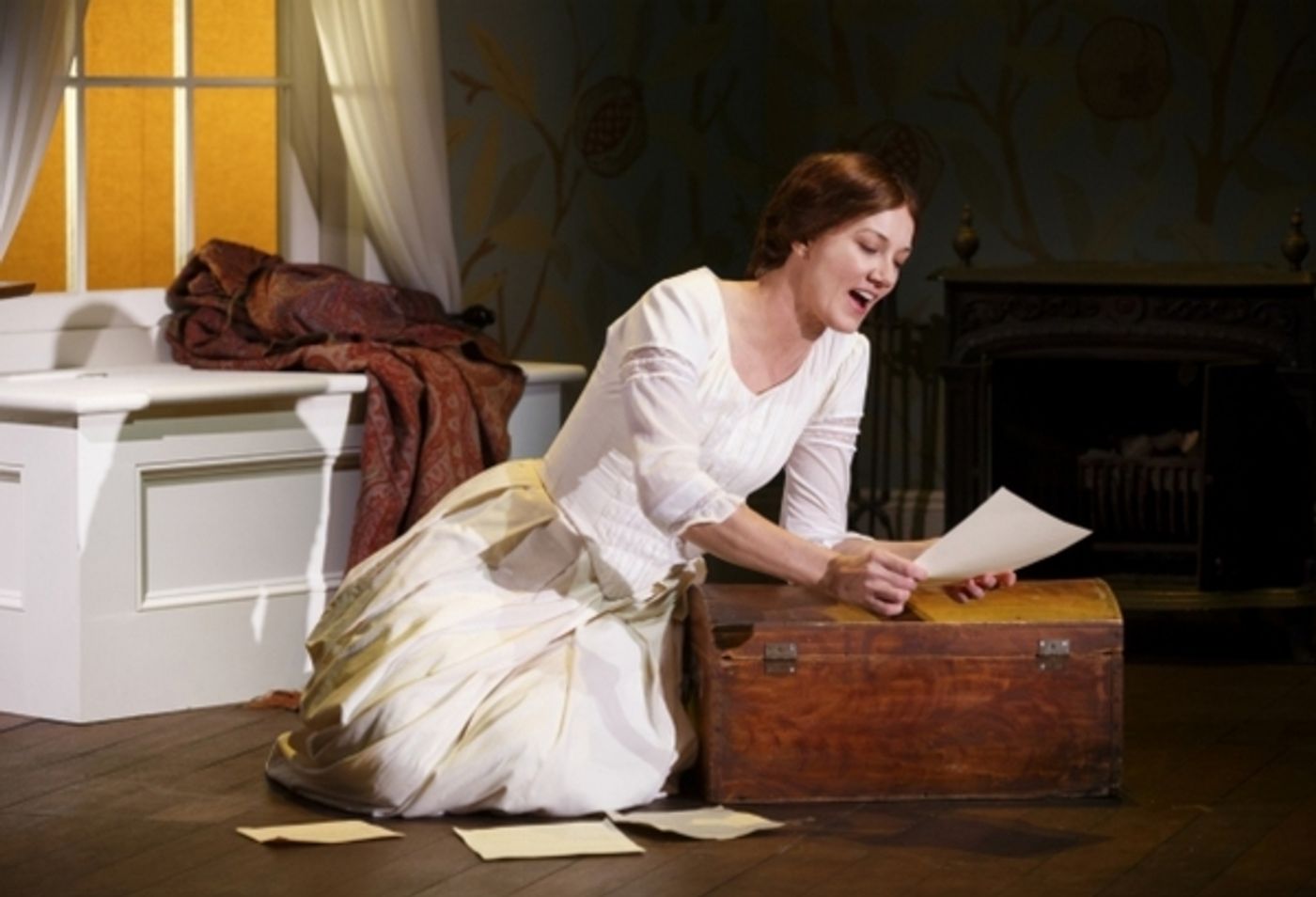 Photo Flash: First Look at Joely Richardson in THE BELLE OF AMHERST Off-Broadway  Image