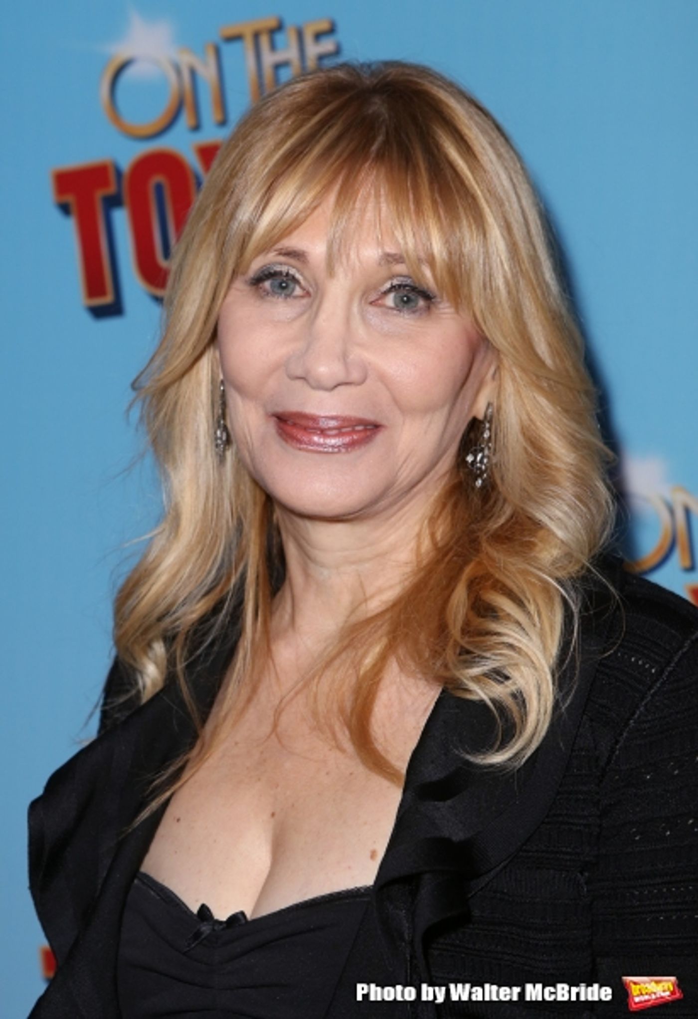 Photo Coverage: Stars Hit the ON THE TOWN Red Carpet Image