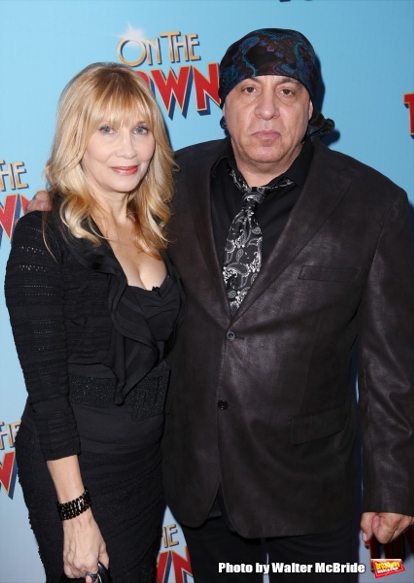 Photo Coverage: Stars Hit the ON THE TOWN Red Carpet Image