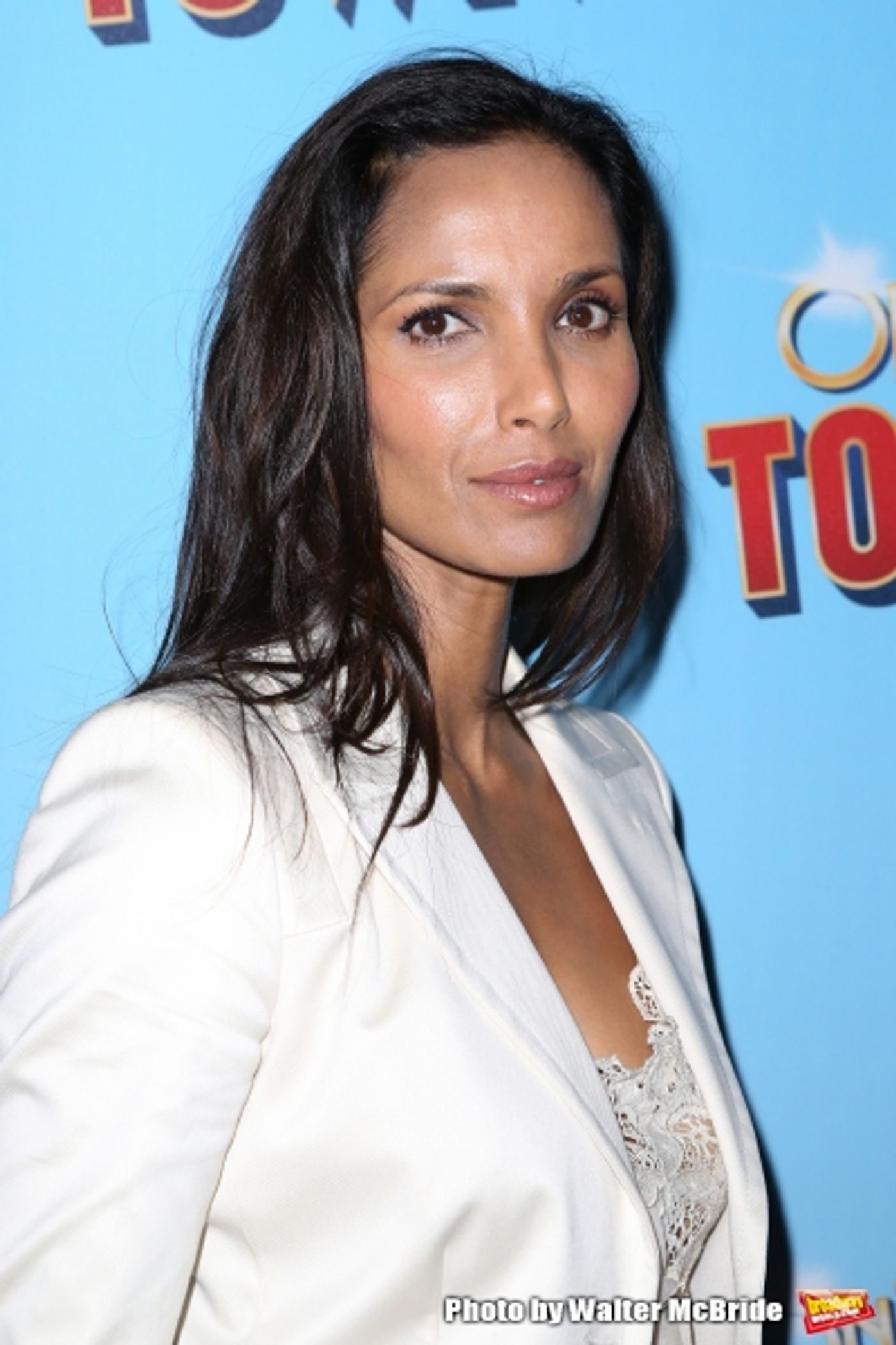 Photo Coverage: Stars Hit the ON THE TOWN Red Carpet Image