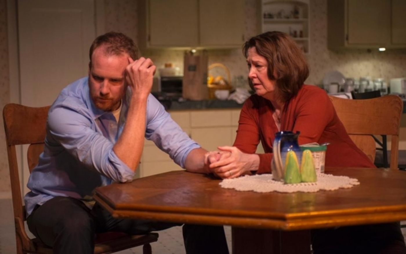 Photo Flash: First Look- Step Up Productions' DEAD ACCOUNTS  Image