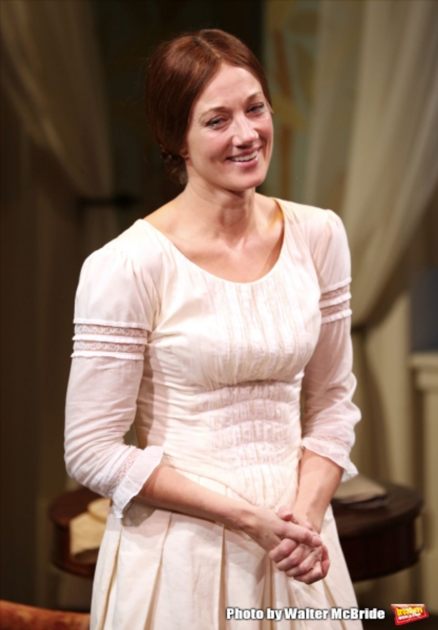Photo Coverage: Joely Richardson Takes Opening Night Bows in THE BELLE OF AMHERST  Image