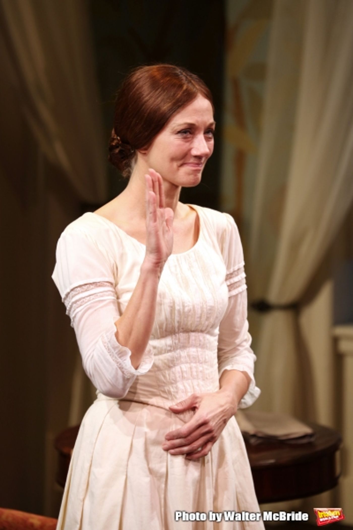 Photo Coverage: Joely Richardson Takes Opening Night Bows in THE BELLE OF AMHERST  Image