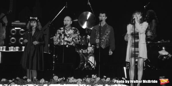 Manhattan Transfer: Janis Siegel, Tim Hauser, Alan Paul and Cheryl Bentyne performing Photo