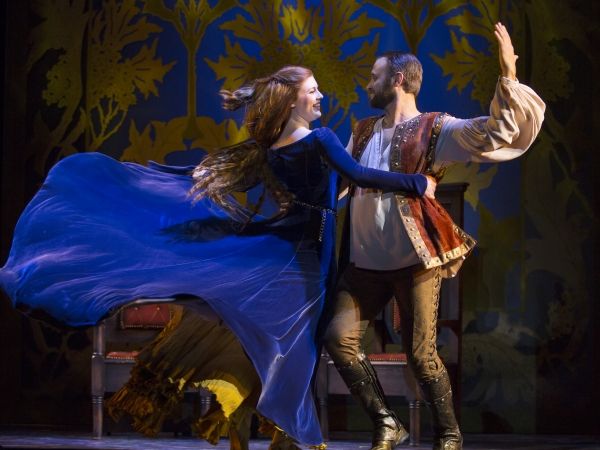 Mary McNulty as Guenevere and Adam Grabau as Arthur Photo