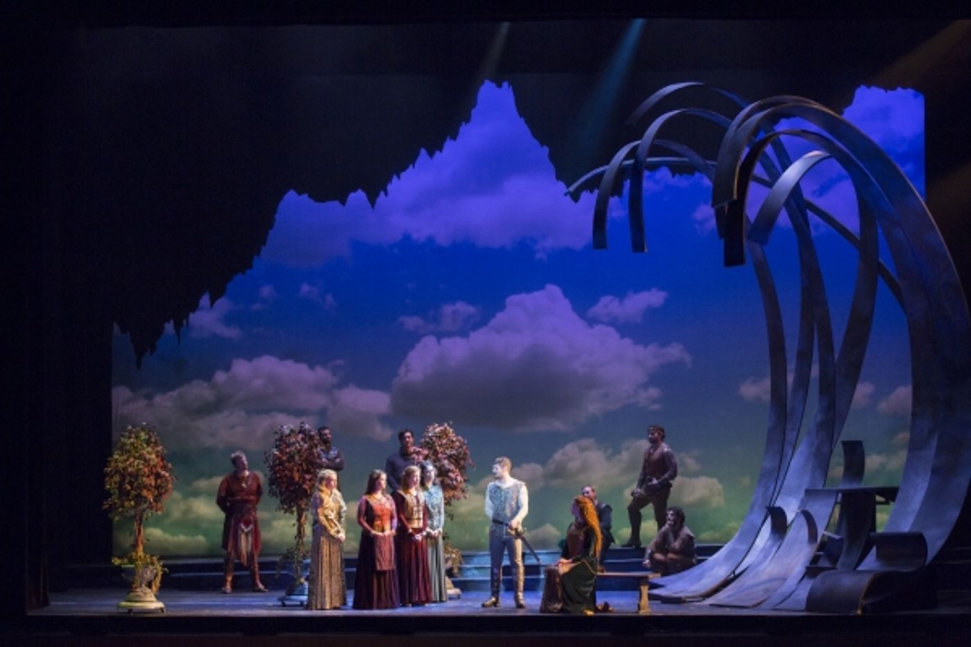 Photo Flash: First Look at Adam Grabau, Mary McNulty and More in the National Tour of CAMELOT  Image