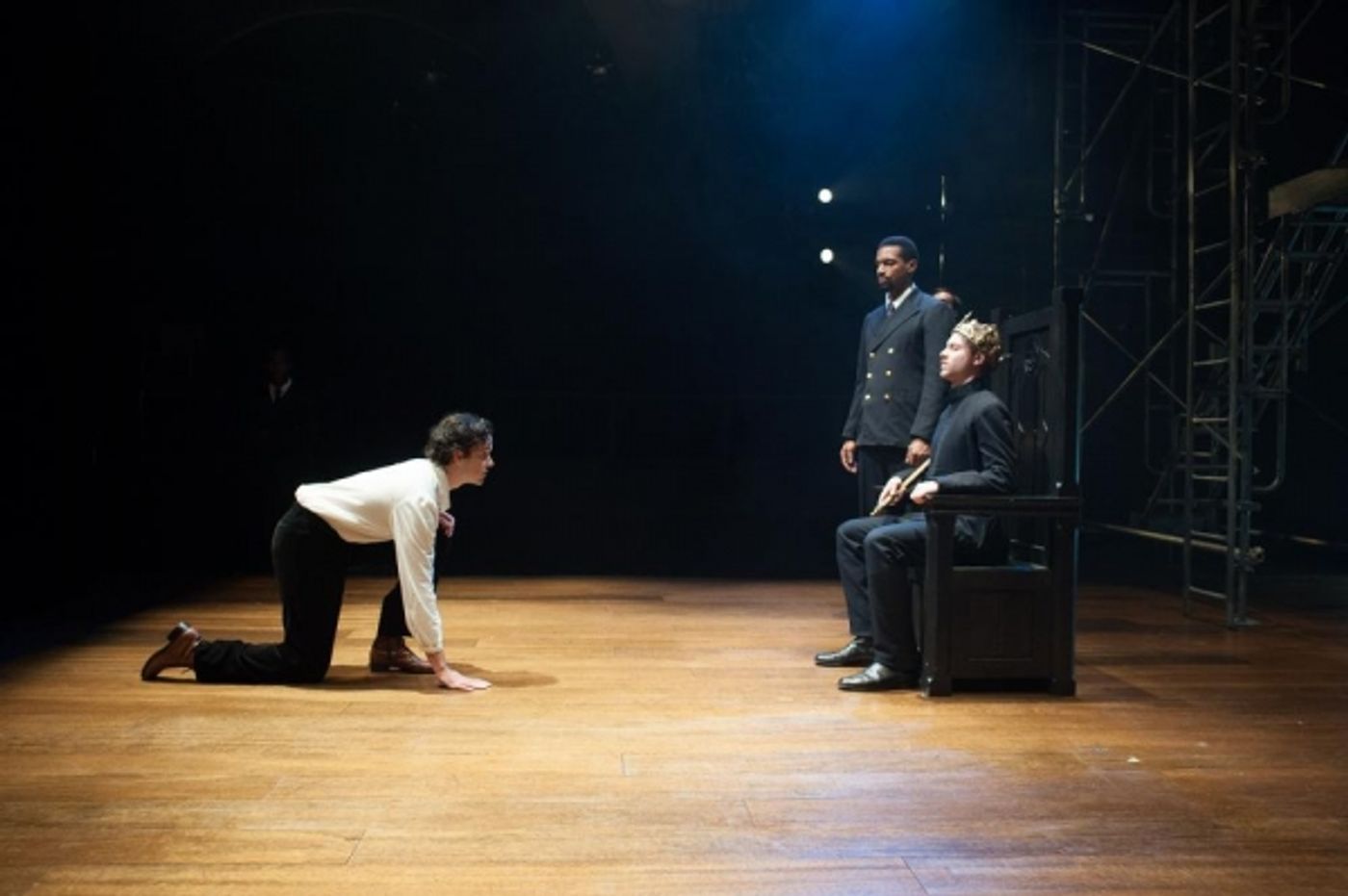Photo Flash: First Look at Quintessence Theatre's RICHARD II  Image