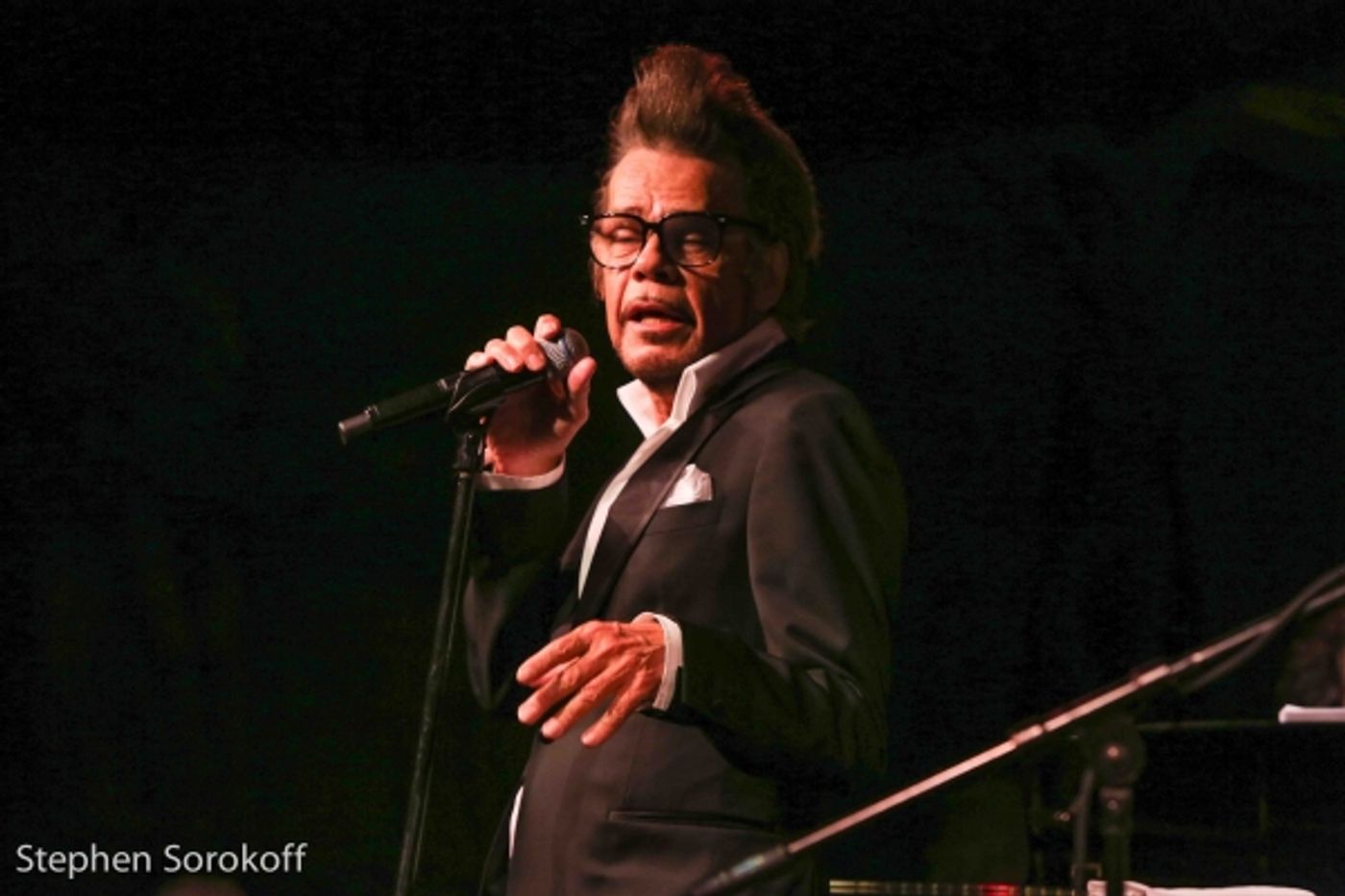 Photo Coverage: Buster Poindexter Plays Cafe Carlyle  Image