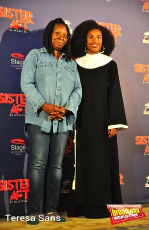 Whoopi Goldberg y Mireia Mambo Bokele @ BroadwayWorld Whoopi Goldberg y Mireia Mambo Bokele Photo