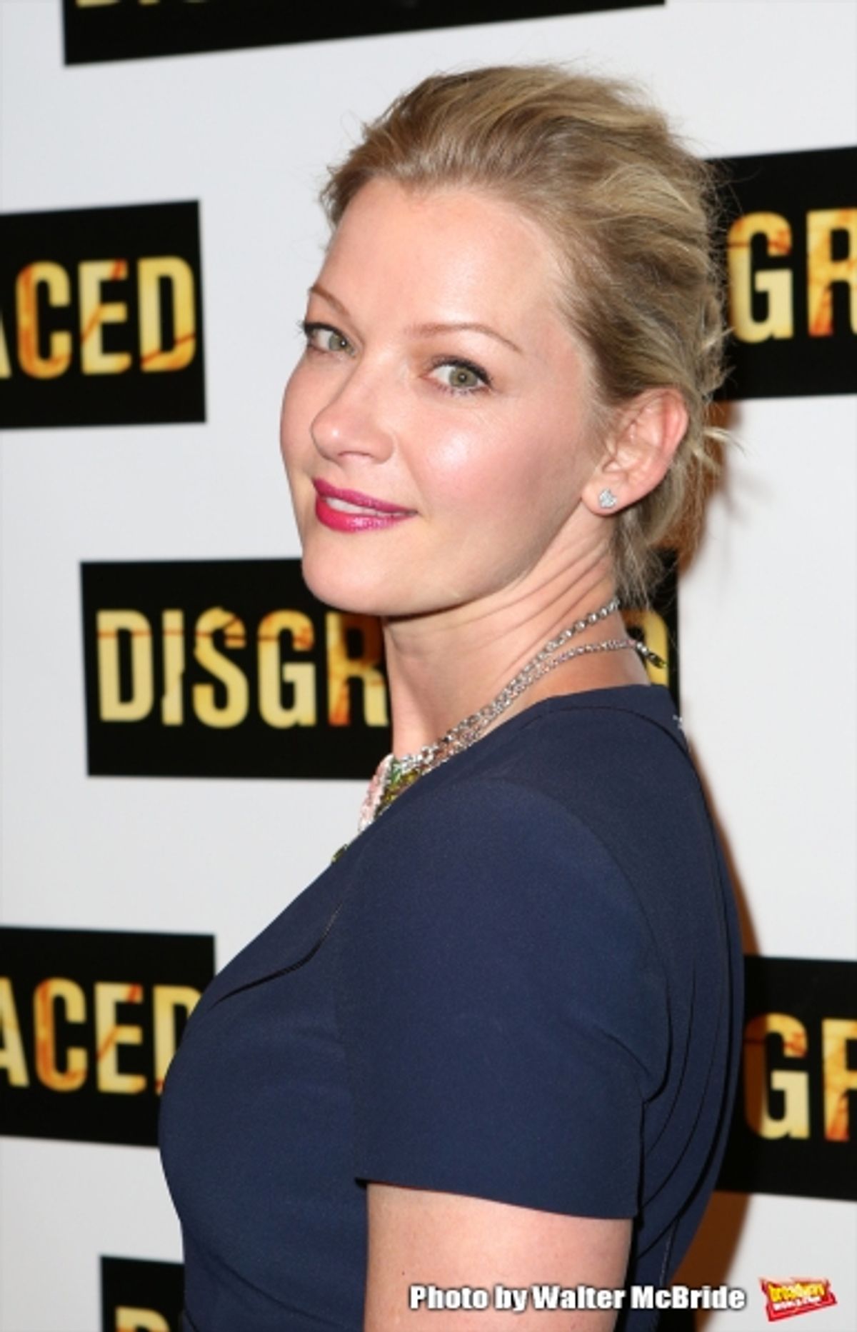 Gretchen Mol  at 