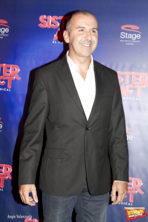 Esteban Oliver Photo