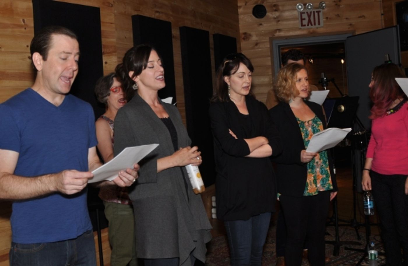 Exclusive Photo Coverage: A GENTLEMAN'S GUIDE TO LOVE AND MURDER Gets in the Holiday Spirit for Carols For A Cure Image