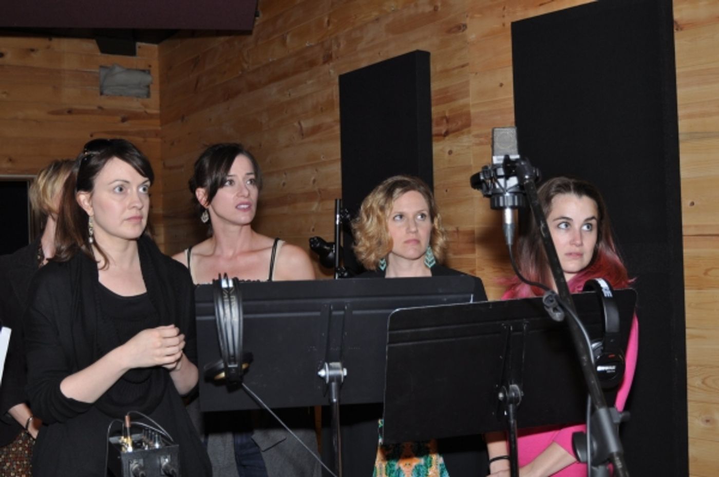 Exclusive Photo Coverage: A GENTLEMAN'S GUIDE TO LOVE AND MURDER Gets in the Holiday Spirit for Carols For A Cure Image