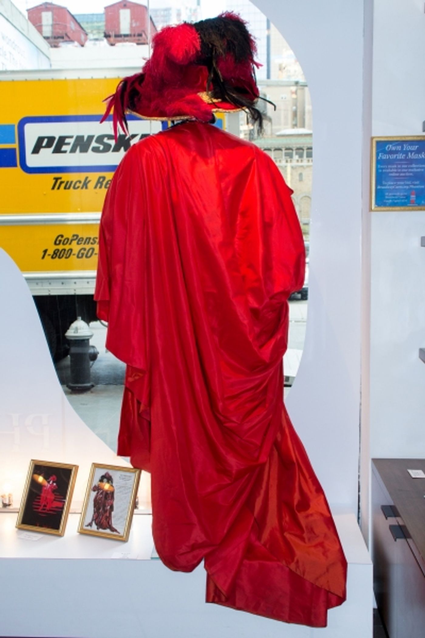 Photo Coverage: Norm Lewis and More Celebrate PHANTOM OF THE OPERA Pop-Up Shop and Gallery Opening Image