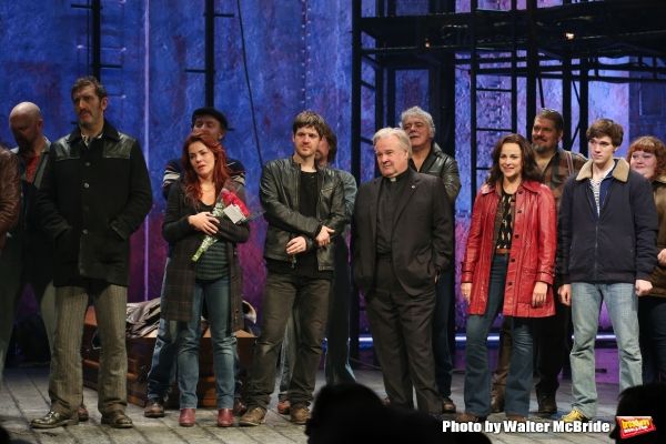  Jimmy Nail, Rachel Tucker, Michael Esper, Fred Applegate, Sally Ann Triplett and Col Photo
