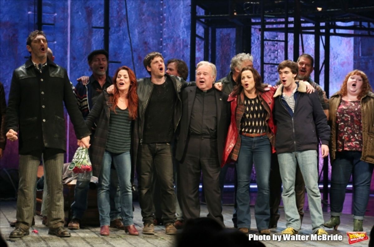  Jimmy Nail, Rachel Tucker, Michael Esper, Fred Applegate, Sally Ann Triplett and Collin Kelly- Sordelet with cast  at 