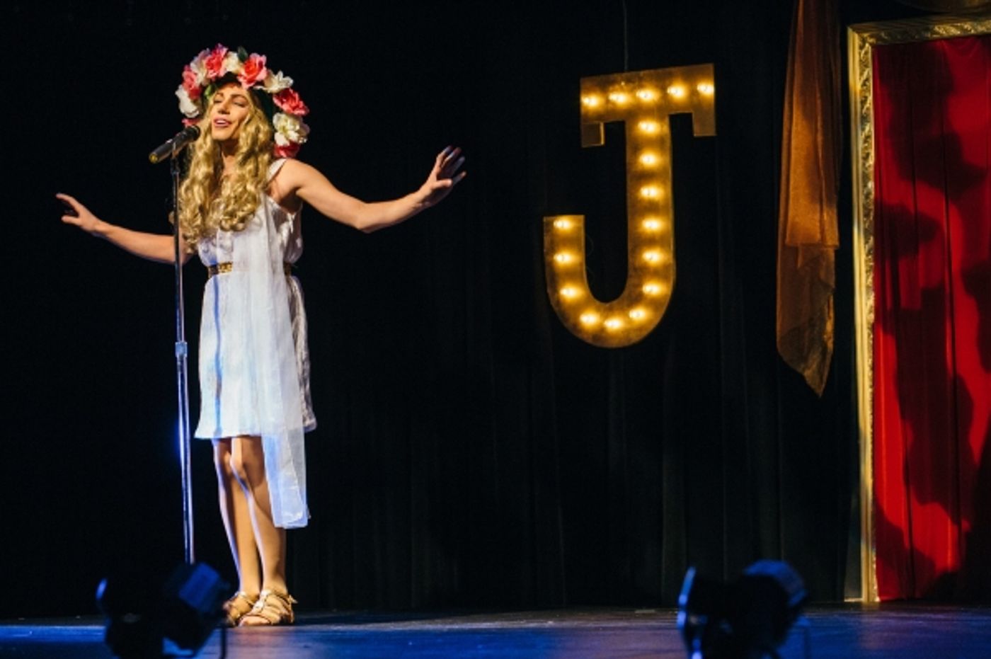 Photo Flash: First Look at Jobsite Theater's VAMPIRE LESBIANS OF SODOM Photo Flash: First Look at Jobsite Theater's VAMPIRE LESBIANS OF SODOM Image