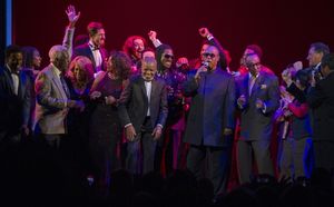 Berry Gordy, Stevie Wonder & Cast @ BroadwayWorld Berry Gordy, Stevie Wonder & Cast Photo