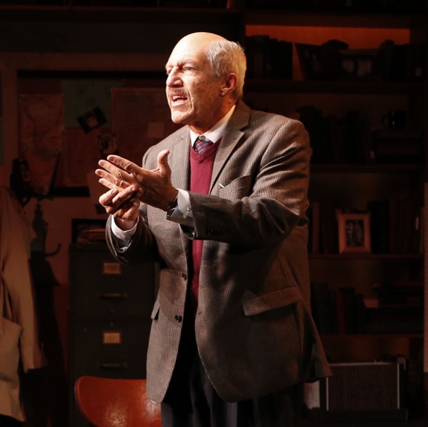 Photo Flash: WIESENTHAL Opens Tonight Off-Broadway  Image