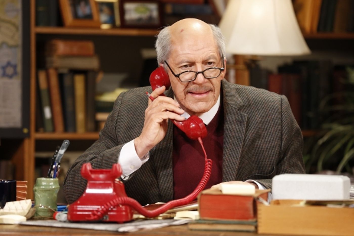 Photo Flash: WIESENTHAL Opens Tonight Off-Broadway  Image