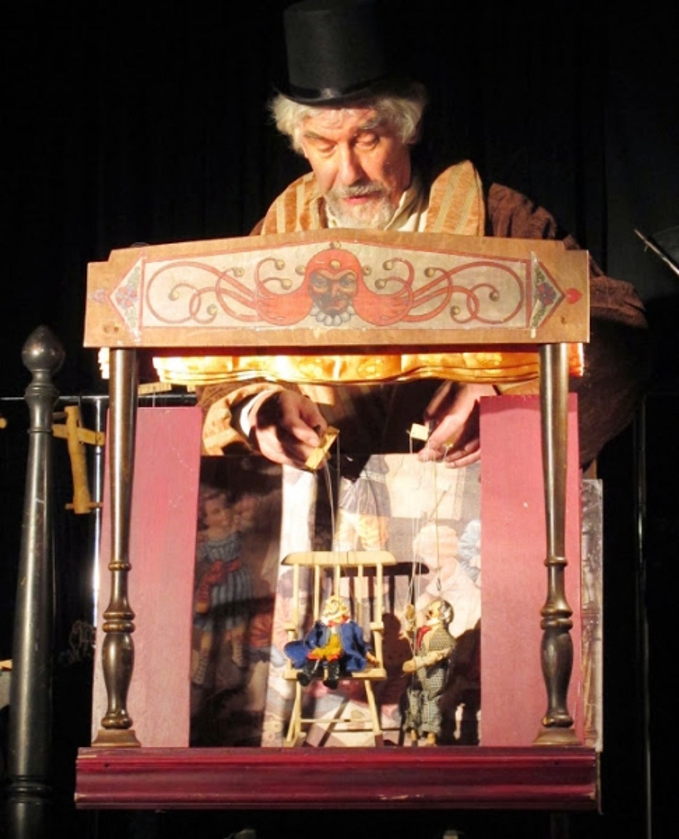 Photo Flash: Czech Marionettes in A CHRISTMAS CAROL, OY! HANNUKAH, MERRY KWANZAA at La MaMa  Image
