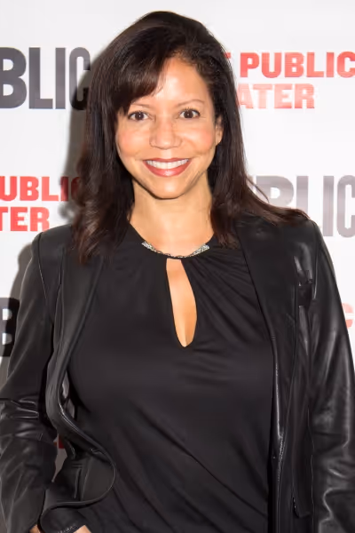 Gloria Reuben Photo