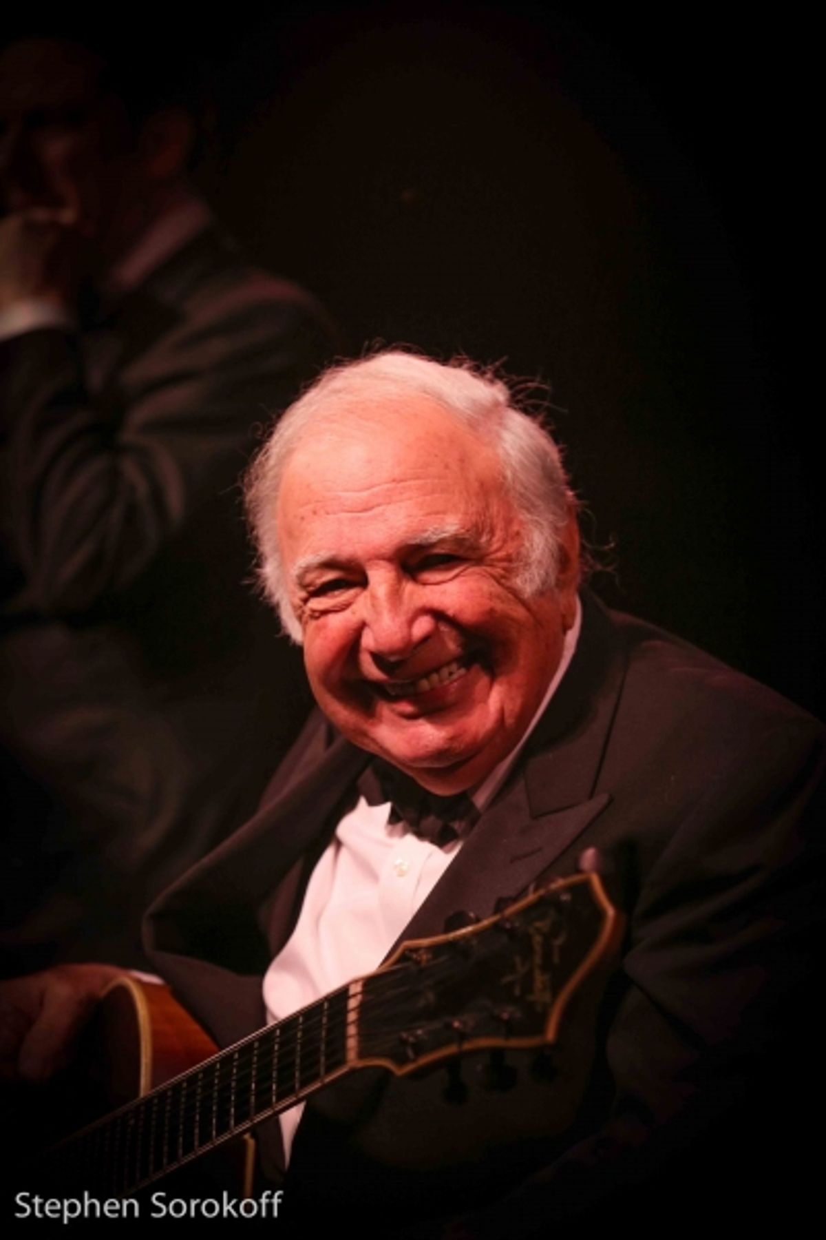 Bucky Pizzarelli at 
