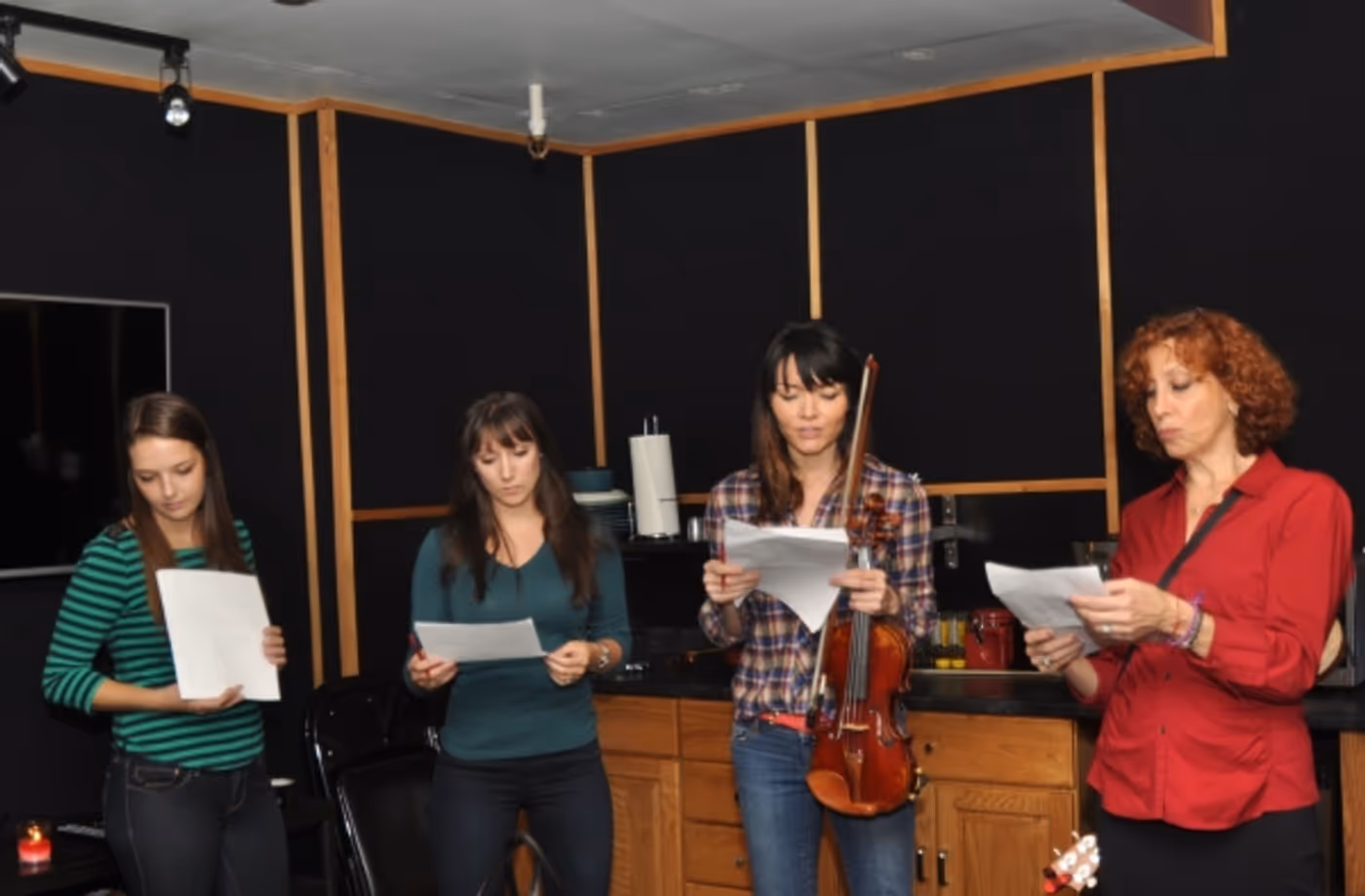 Exclusive Photo Coverage: ONCE Cast Comes A-Wassailing for Carols For A Cure! Image