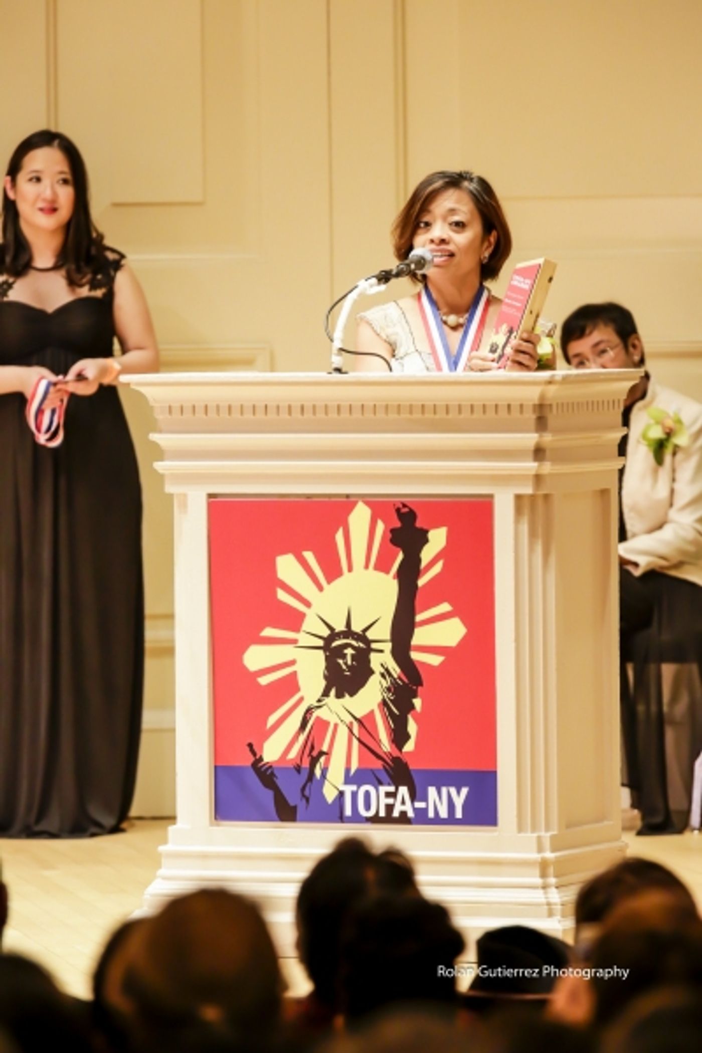 Photo Coverage: 4th The Outstanding Filipino Americans in New York Awards at Carnegie Hall  Image