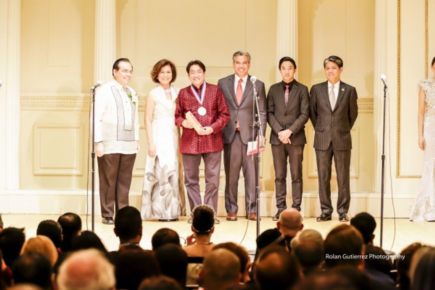 Photo Coverage: 4th The Outstanding Filipino Americans in New York Awards at Carnegie Hall  Image