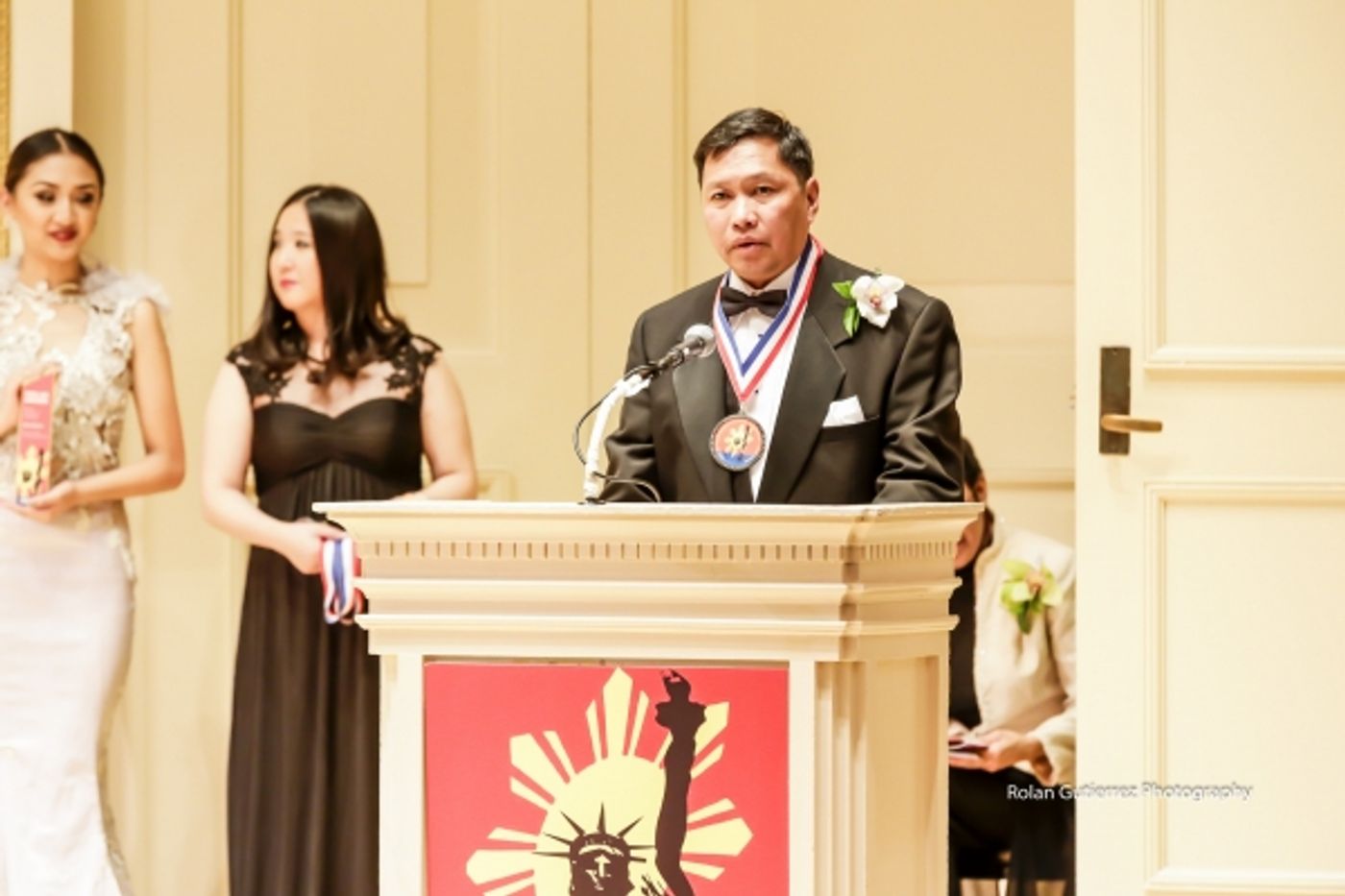 Photo Coverage: 4th The Outstanding Filipino Americans in New York Awards at Carnegie Hall  Image