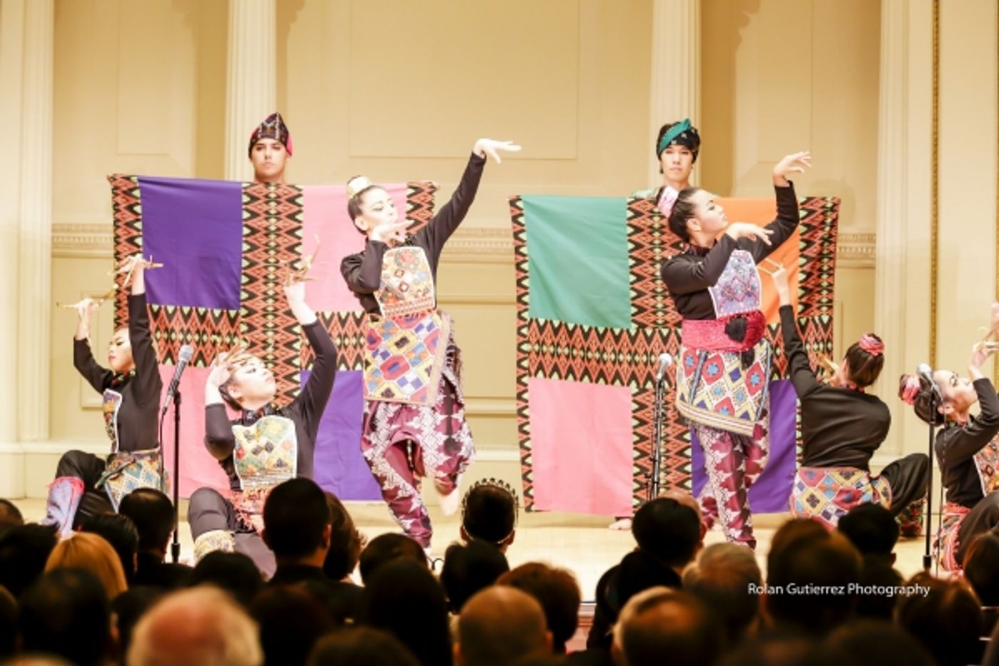 Photo Coverage: 4th The Outstanding Filipino Americans in New York Awards at Carnegie Hall  Image