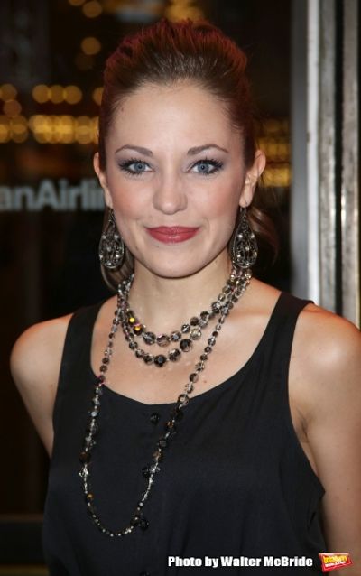 Laura Osnes  Photo