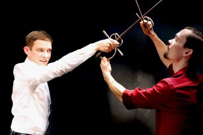 Jonathan Emerson (Romeo), Marcus Watson (Tybalt) Photo