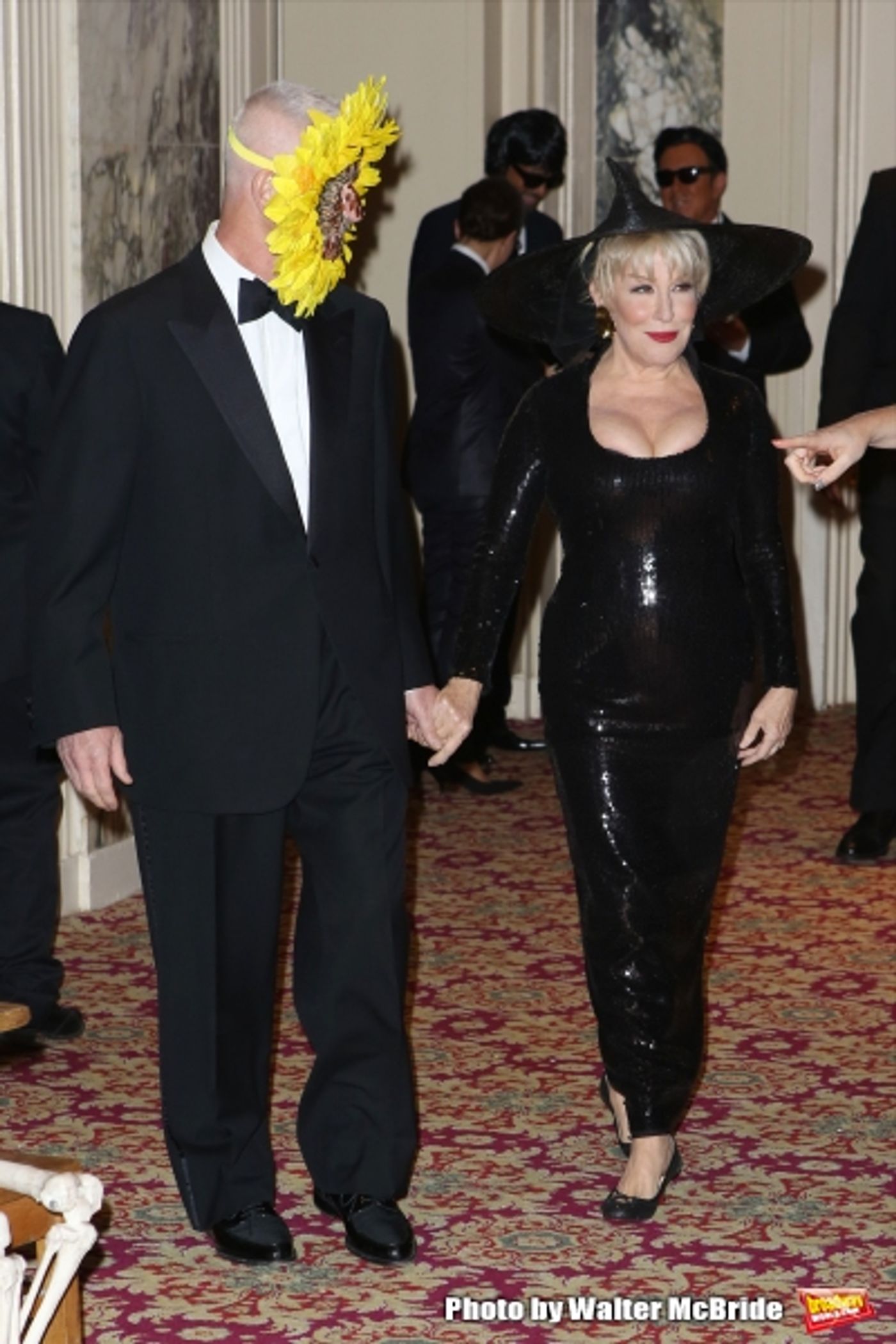 Photo Coverage: Bette Midler Hosts 19th Annual Hulaween Gala: Fellini Hulaweeni Image