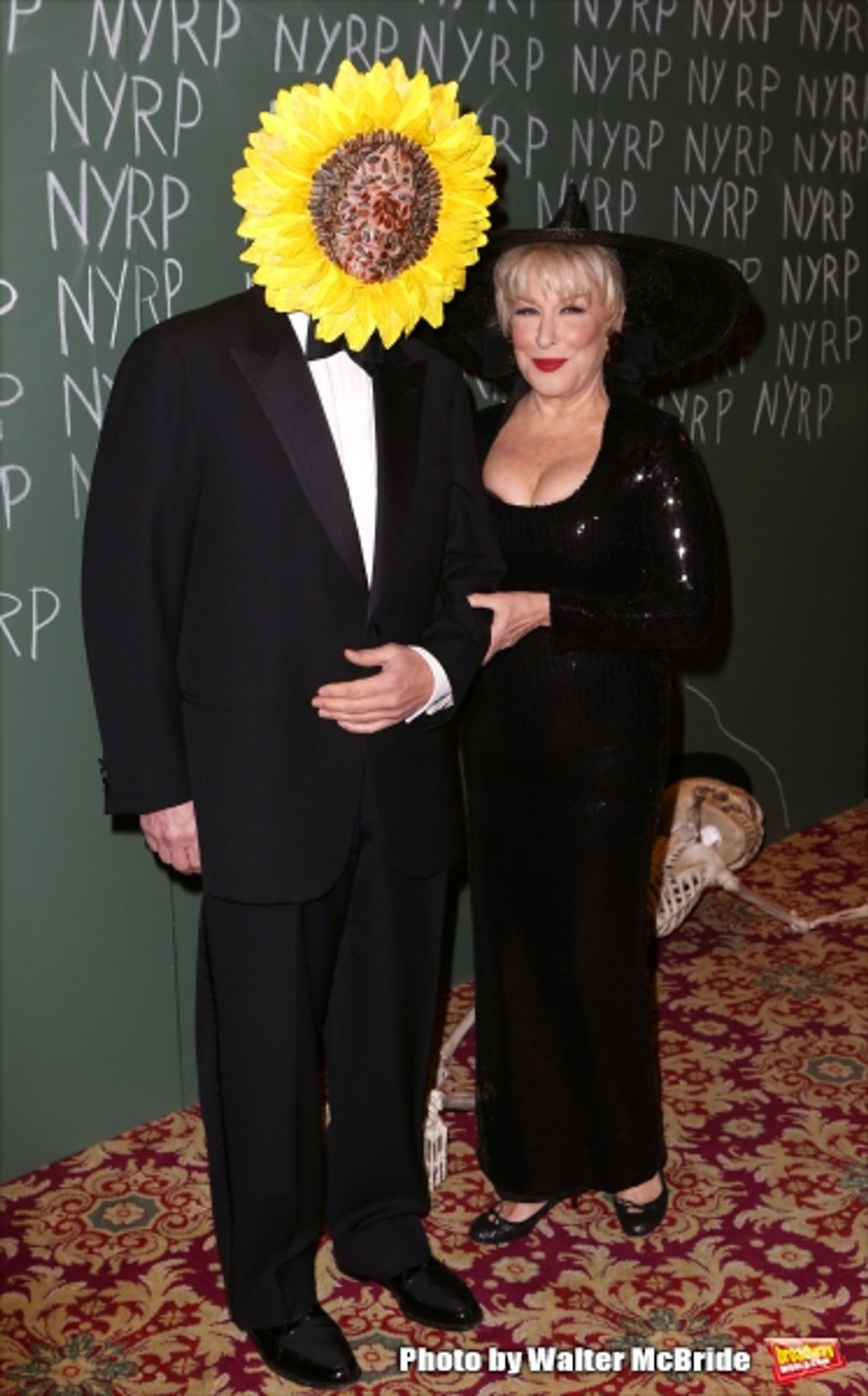 Photo Coverage: Bette Midler Hosts 19th Annual Hulaween Gala: Fellini Hulaweeni Image