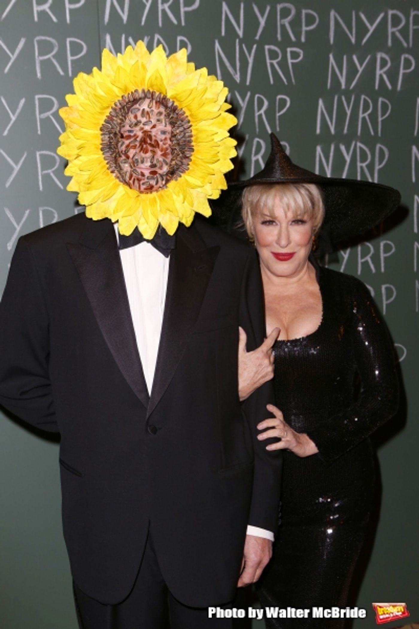 Photo Coverage: Bette Midler Hosts 19th Annual Hulaween Gala: Fellini Hulaweeni Image