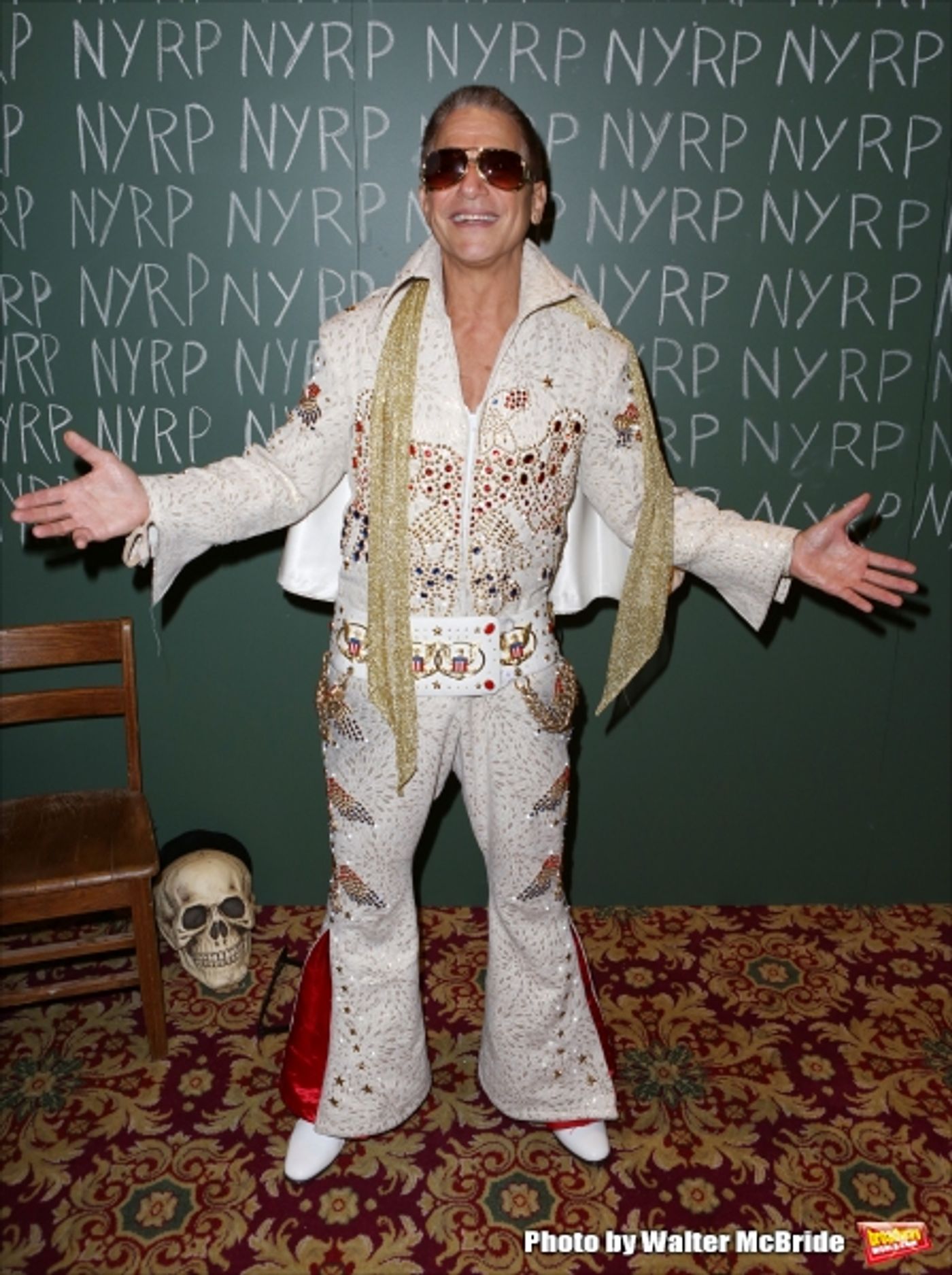 Photo Coverage: Bette Midler Hosts 19th Annual Hulaween Gala: Fellini Hulaweeni Image