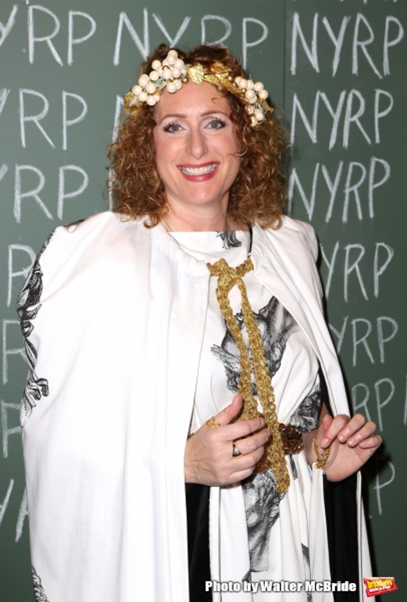 Photo Coverage: Bette Midler Hosts 19th Annual Hulaween Gala: Fellini Hulaweeni Image